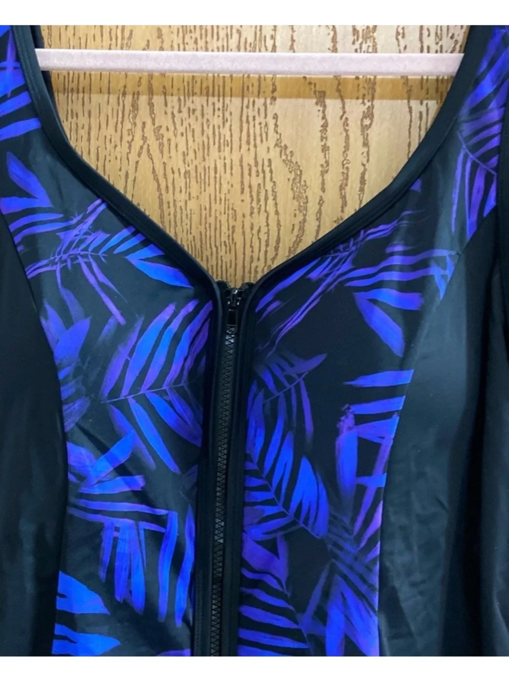 New Zip Front Swimsuits For All Sweetheart
Sporty Tankini Top Plus Size 20 - Picture 5 of 6